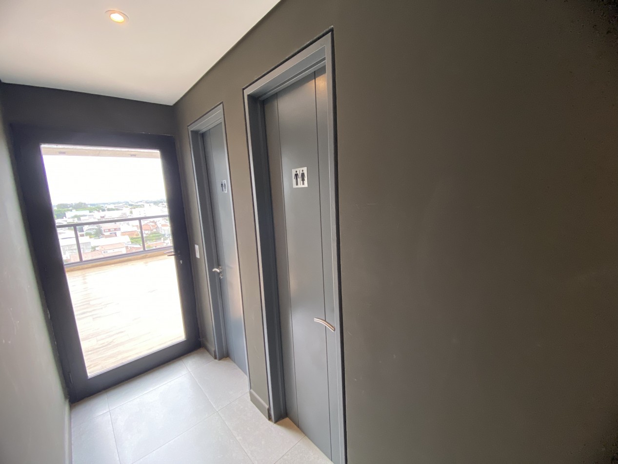2 AMBIENTES MODERNO DE CATEGORIA A ESTRENAR EN EDIFICIO PRIMUS CON BALCON TERRAZA - FINANCIACION