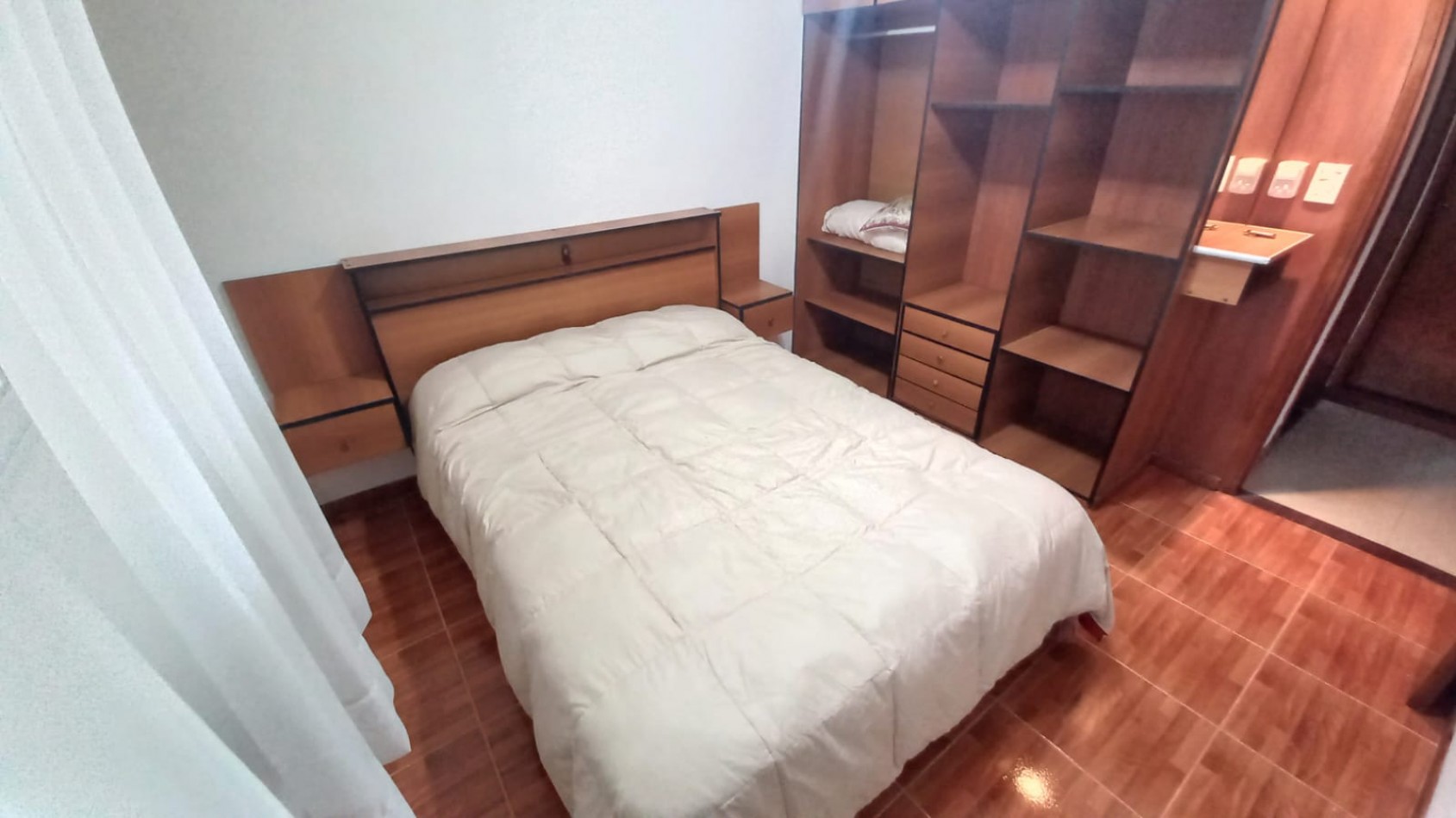 2 AMBIENTES A LA CALLE CON BALCON CERRADO EN EXCELENTE UBICACION