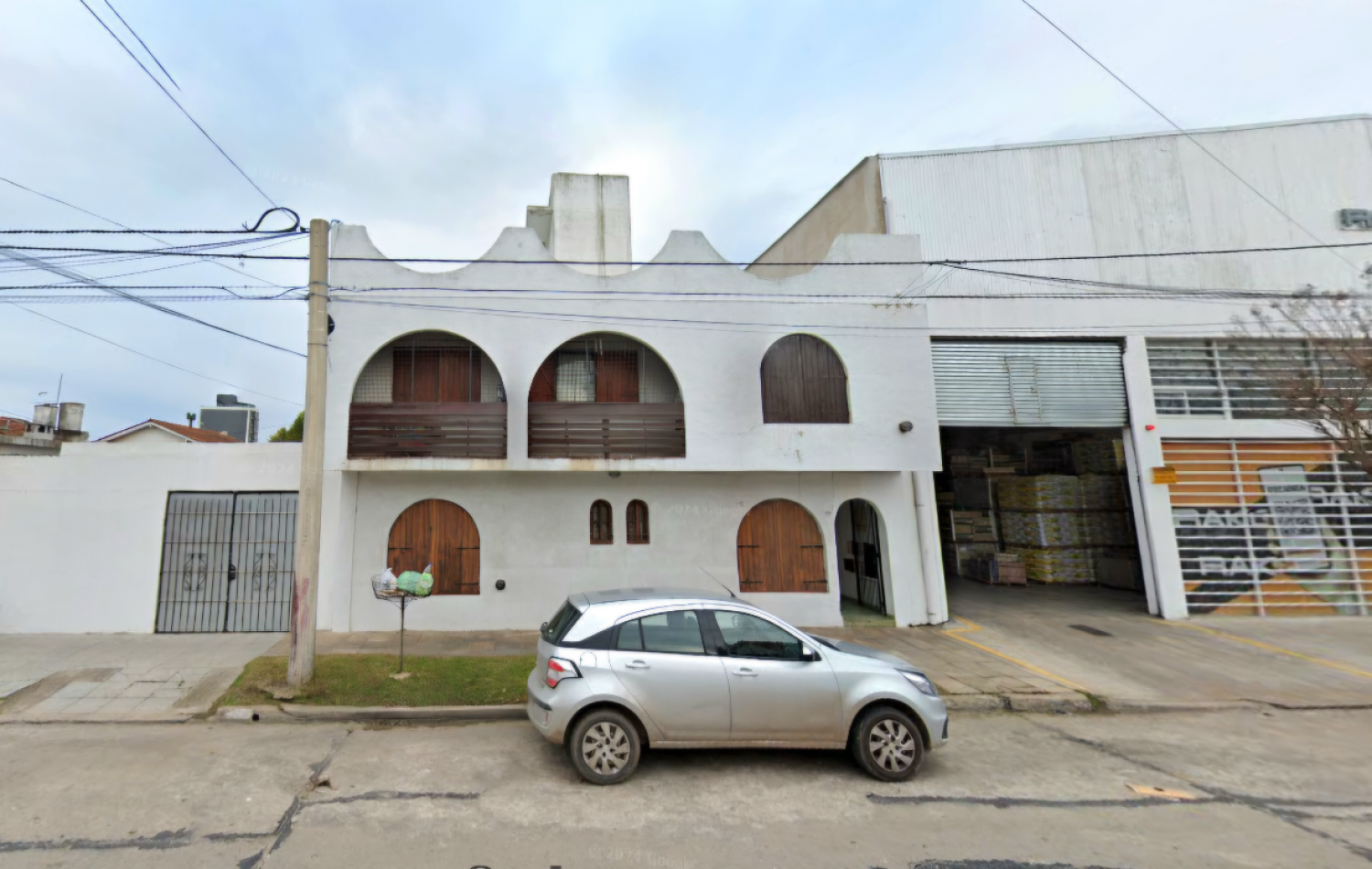 DEPARTAMENTO 2 AMBIENTES CON 2 PATIOS OPORTUNIDAD EN VENTA