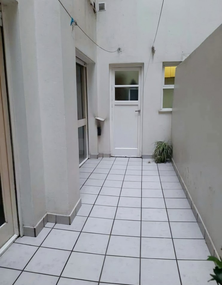 OPORTUNIDAD DEPARTAMENTO 2 AMBIENTES CON PATIO