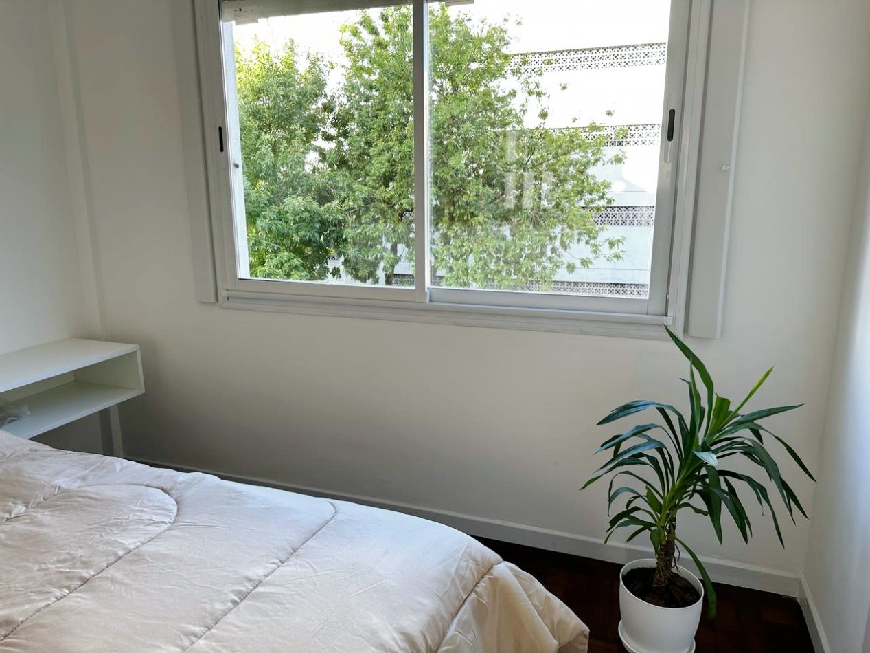 DEPARTAMENTO 1 AMBIENTE Y MEDIO RECICLADO Y AMOBLADO EN VENTA!