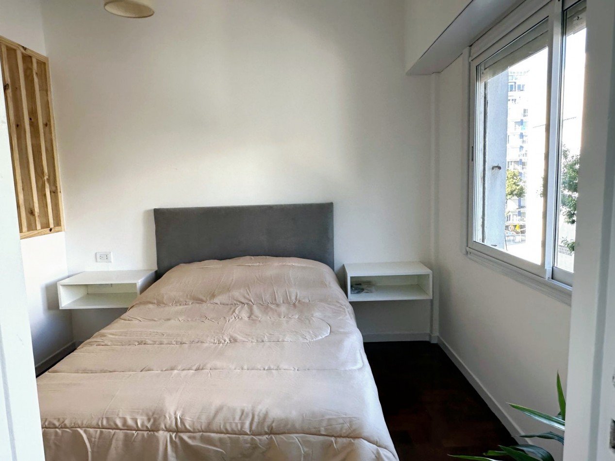 DEPARTAMENTO 1 AMBIENTE Y MEDIO RECICLADO Y AMOBLADO EN VENTA!