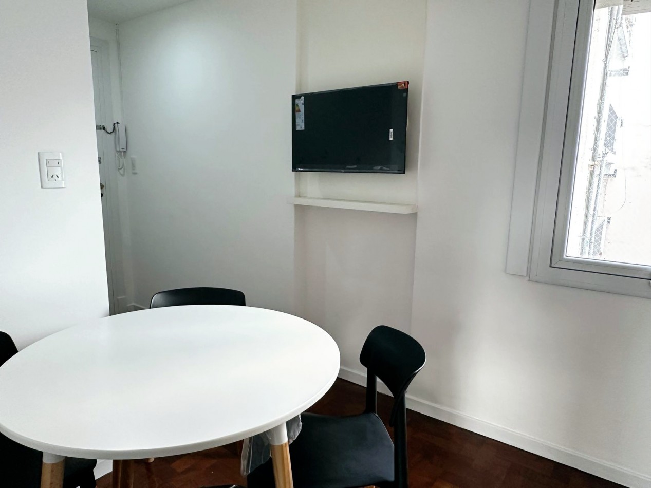 DEPARTAMENTO 1 AMBIENTE Y MEDIO RECICLADO Y AMOBLADO EN VENTA!