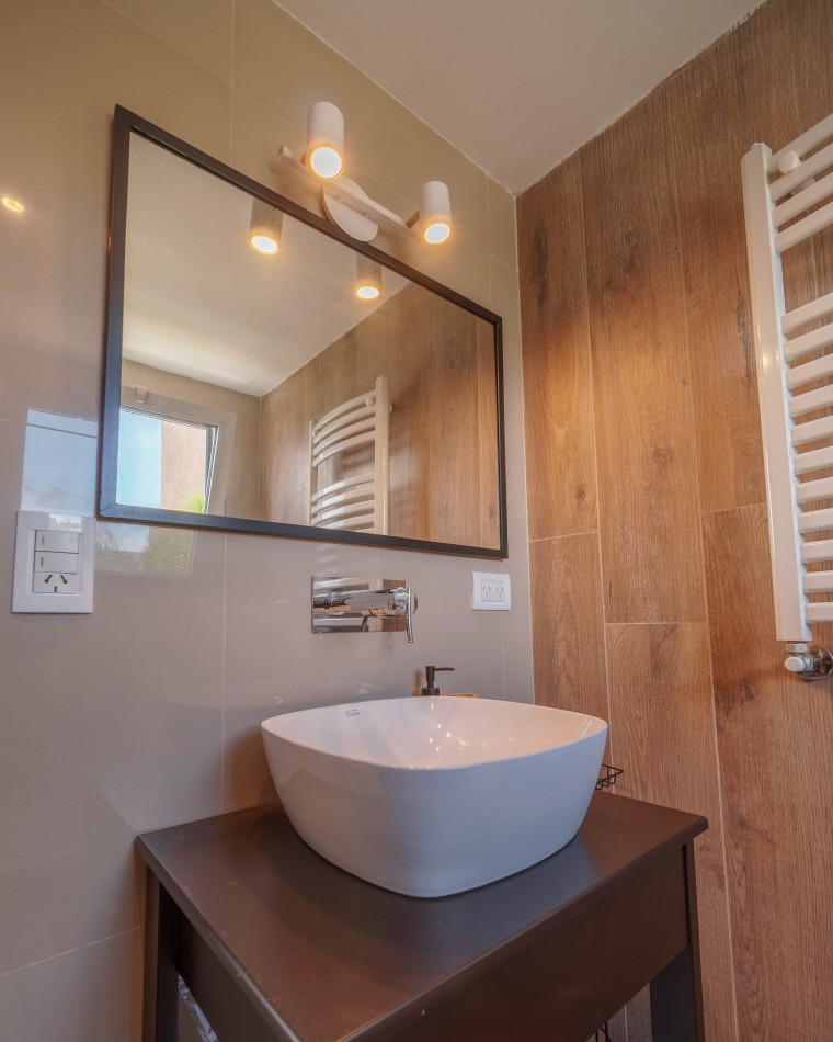 CASA 4 AMBIENTES CON COCHERA Y TERRAZA ZONA PASEO ALDREY