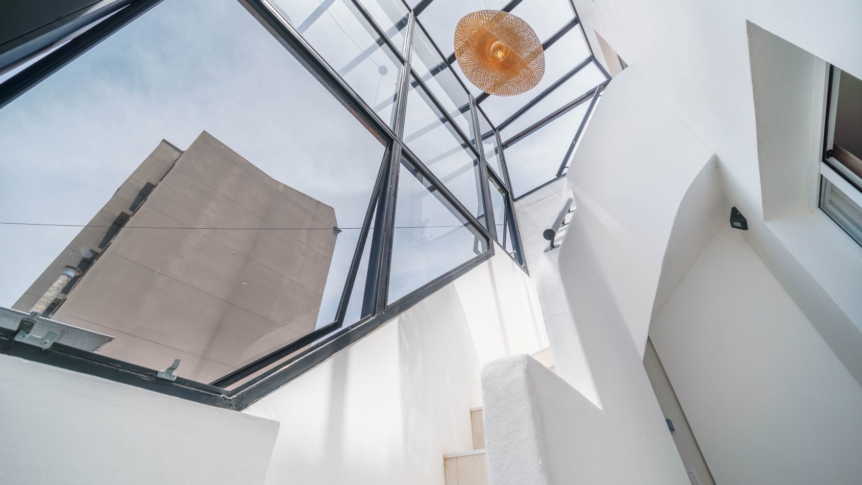CASA 4 AMBIENTES CON COCHERA Y TERRAZA ZONA PASEO ALDREY