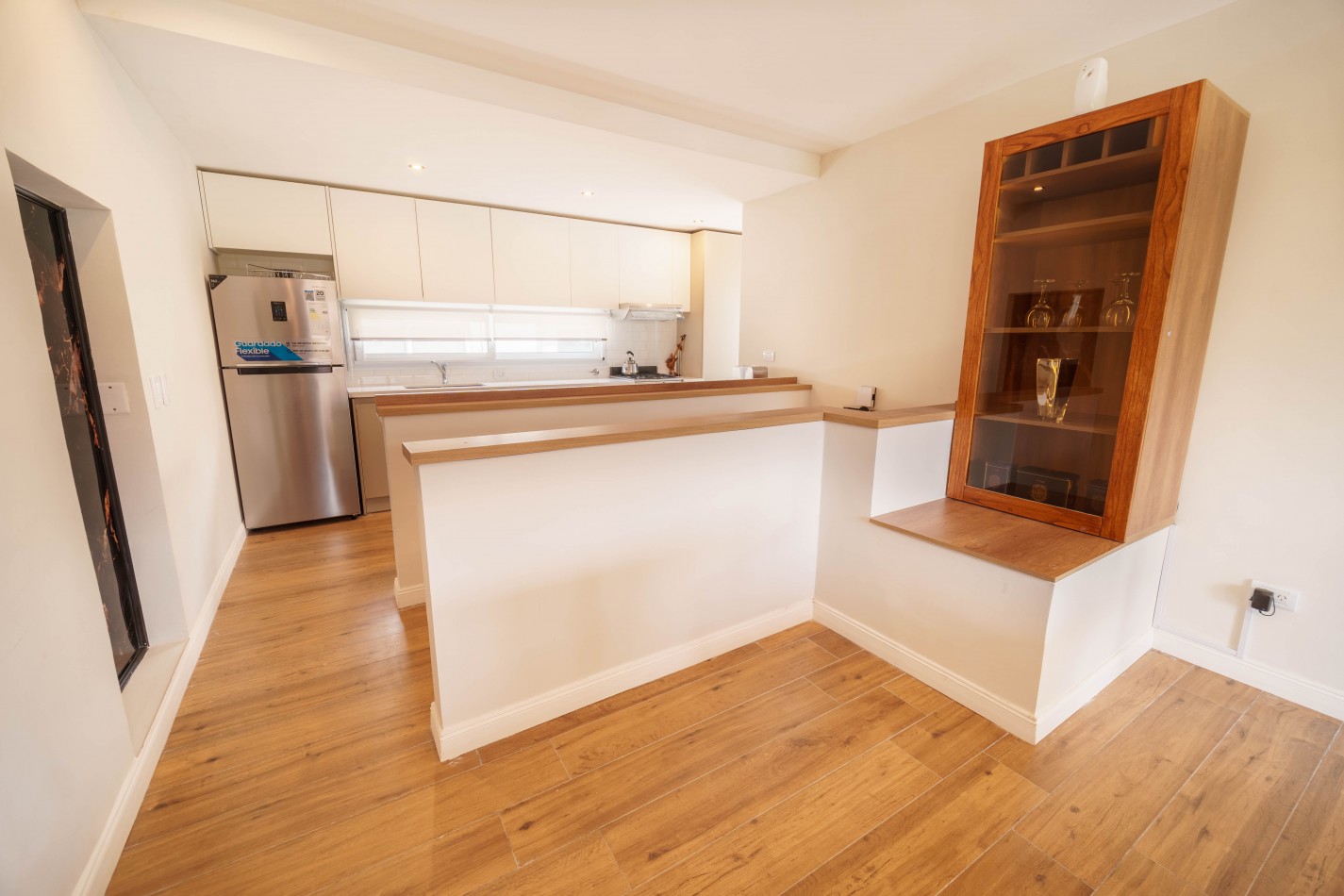 CASA 4 AMBIENTES CON COCHERA Y TERRAZA ZONA PASEO ALDREY
