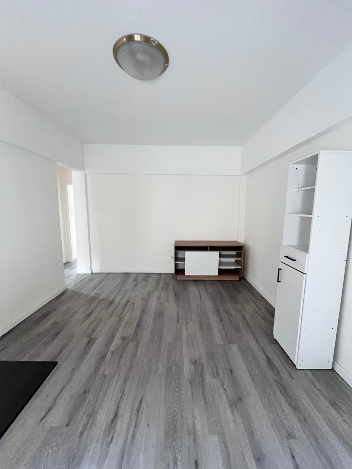 Departamento 3 ambientes con balcon zona villa primera