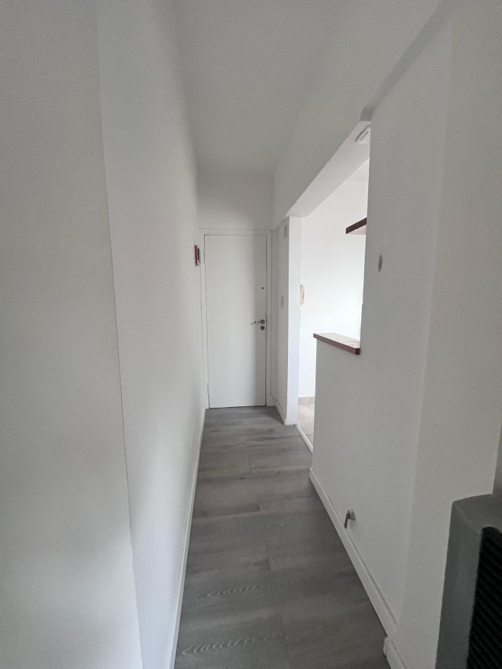 Departamento 3 ambientes con balcon zona villa primera