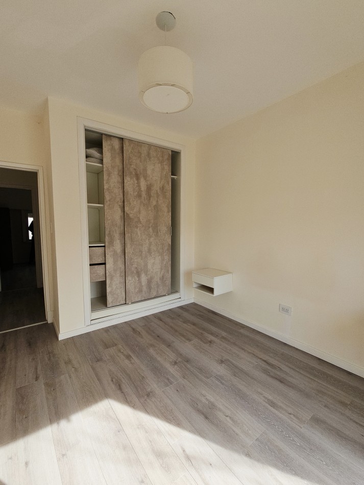 Departamento 3 ambientes con balcon zona villa primera