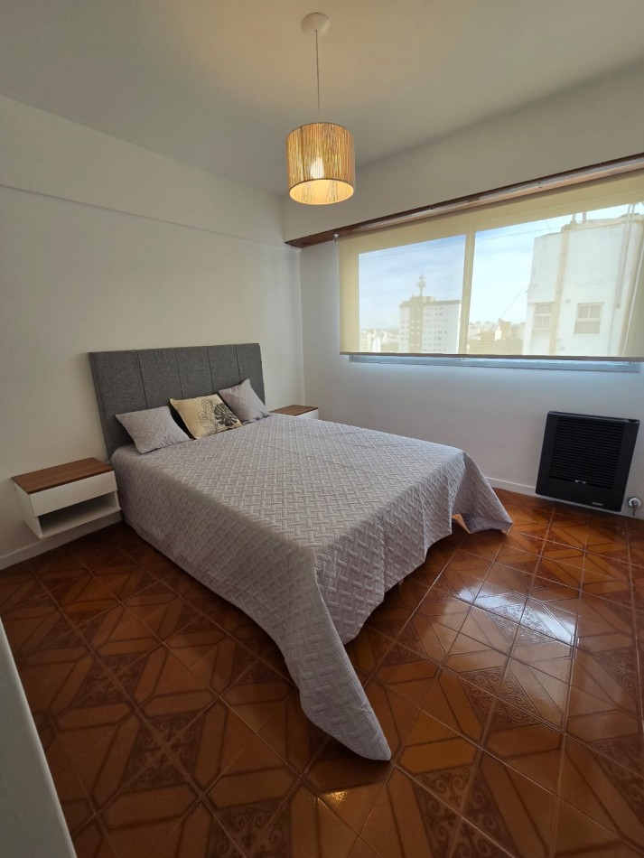 DEPARTAMENTO 2 AMBIENTES AL FRENTE CON COCHERA