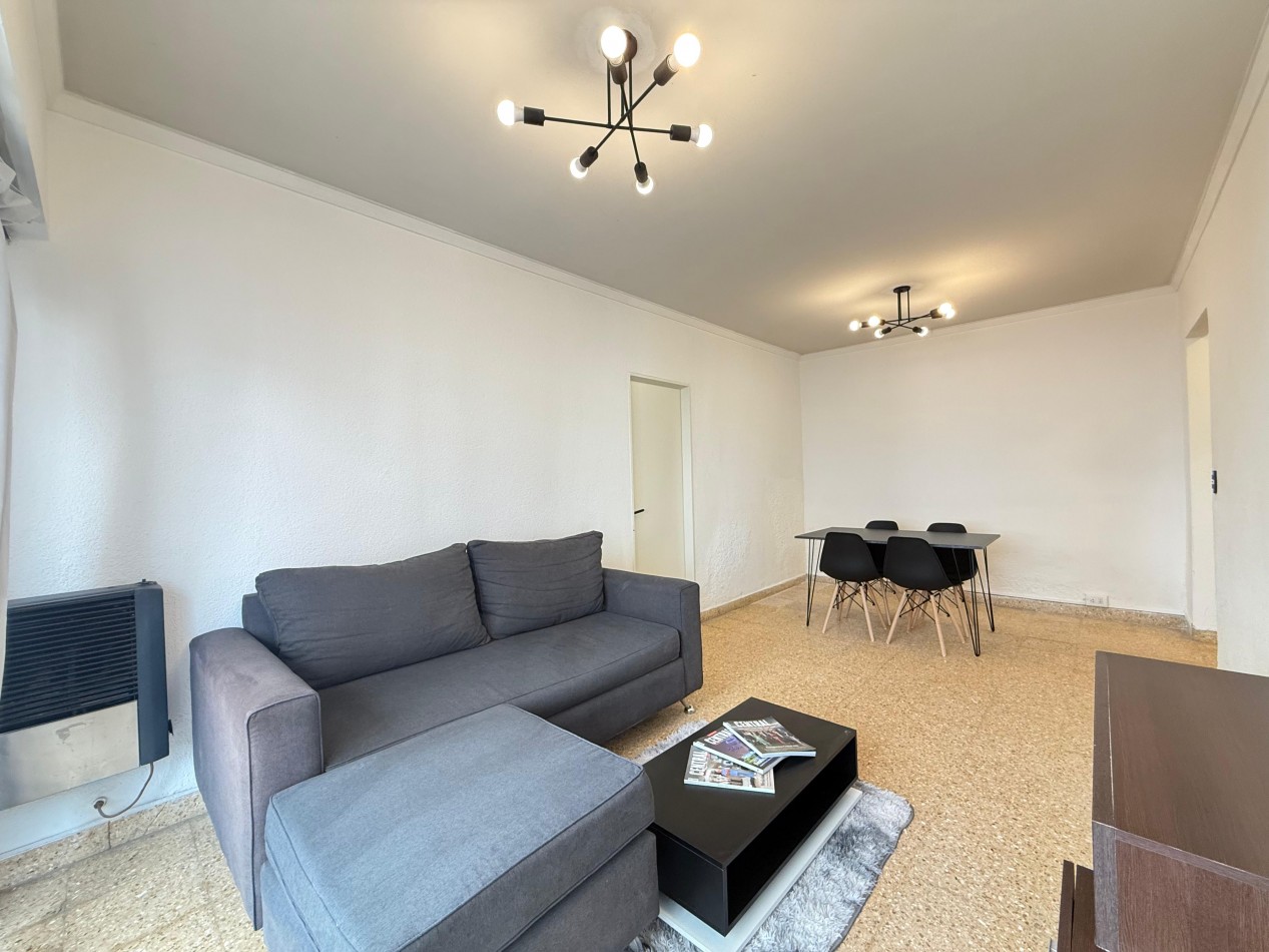 Departamento 3 ambientes a la calle con balcon saliente todo externo