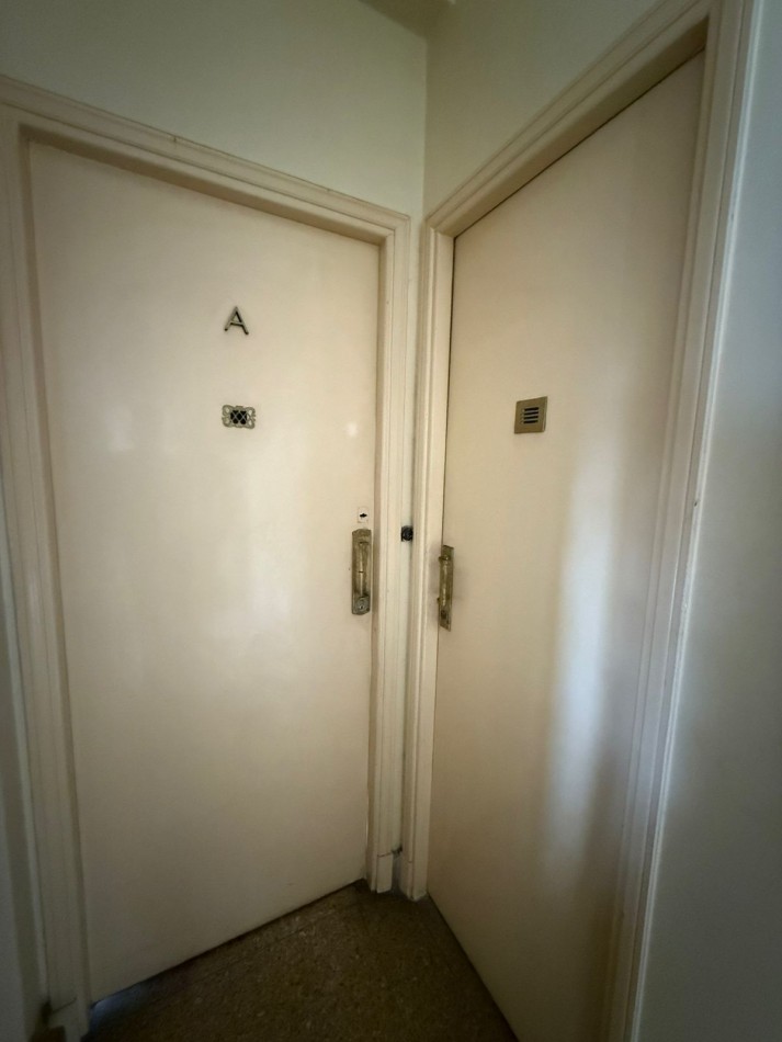 departamento 3 Ambientes con dependencia a la calle con balcon terraza