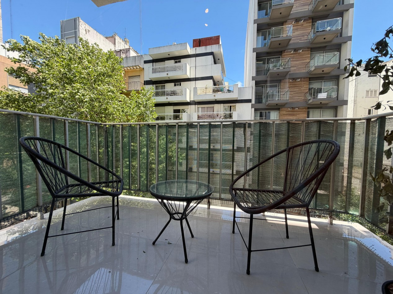 DEPARTAMENTO 3 AMBIENTES A LA CALLE CON BALCON EN VENTA MAR DEL PLATA