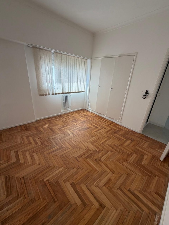 Departamento 3 ambientes totalmente reciclado en zona plaza venta