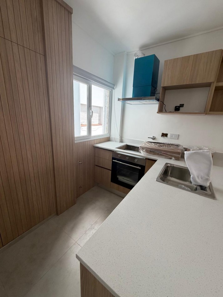 Departamento 3 ambientes totalmente reciclado en zona plaza venta