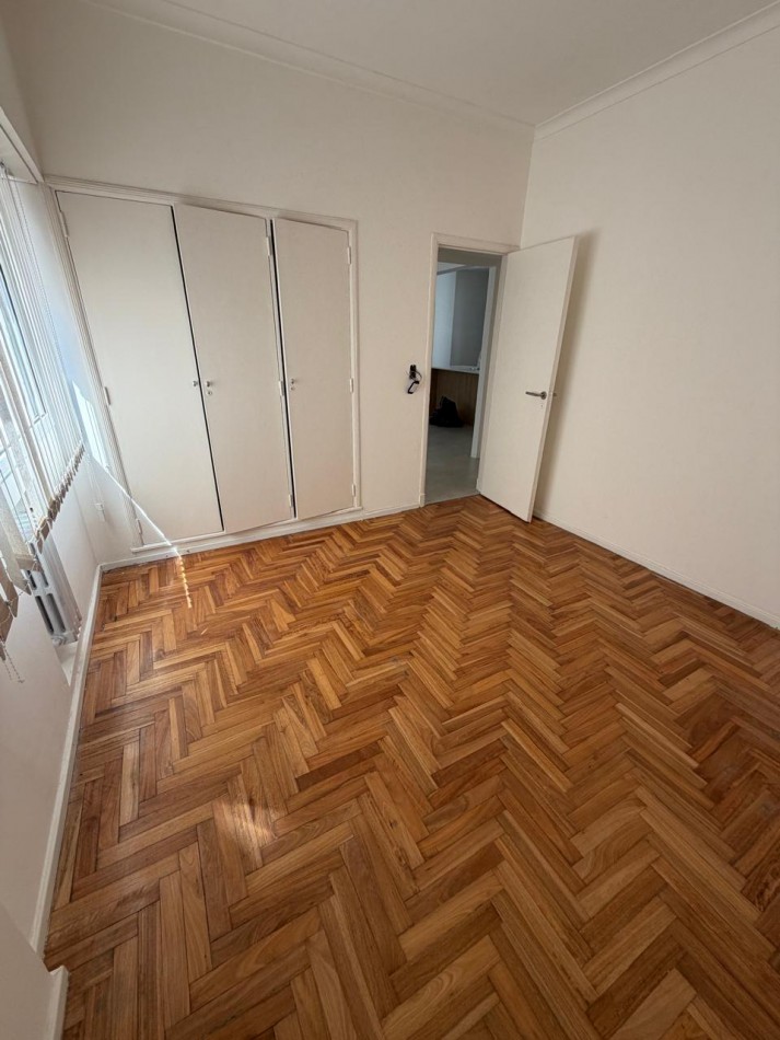 Departamento 3 ambientes totalmente reciclado en zona plaza venta