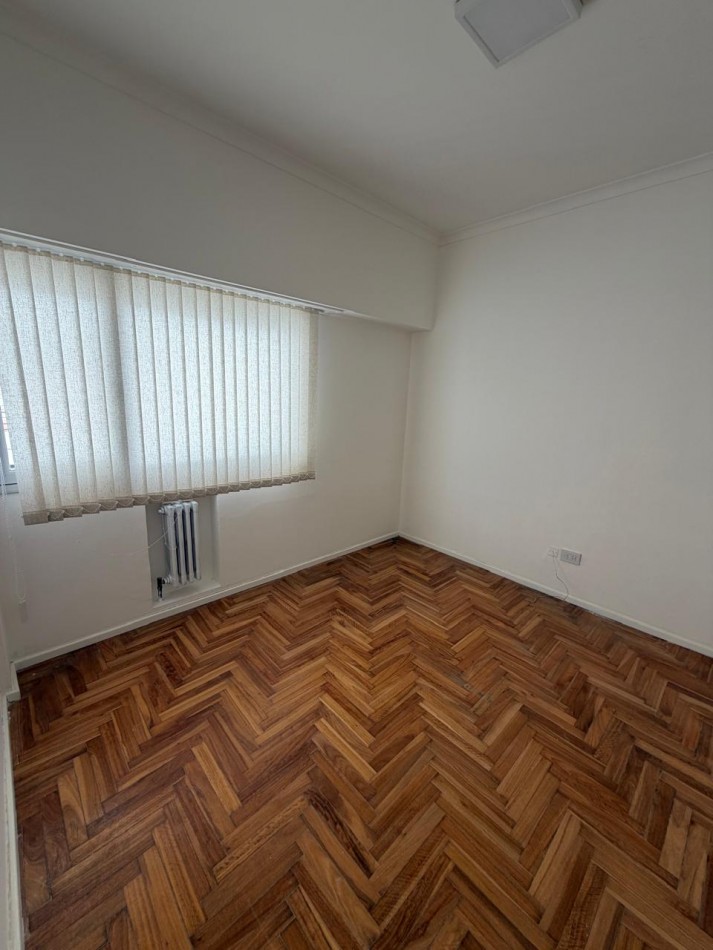 Departamento 3 ambientes totalmente reciclado en zona plaza venta