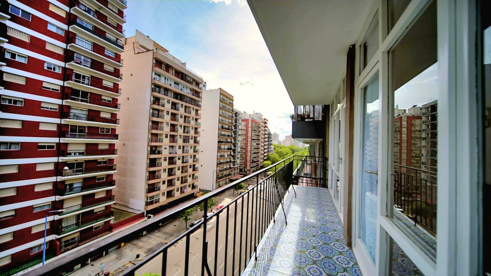 DEPARTAMENTO 3 AMBIENTES AL FRENTE ZONA CENTRO