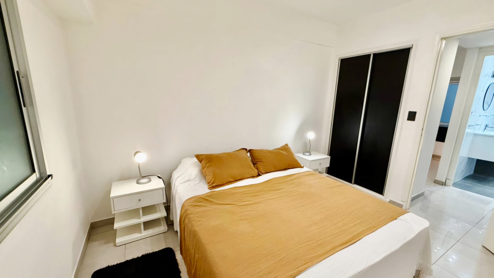 DEPARTAMENTO 2 AMBIENTES RECICLADO A NUEVO FRENTE A PLAZA MITRE