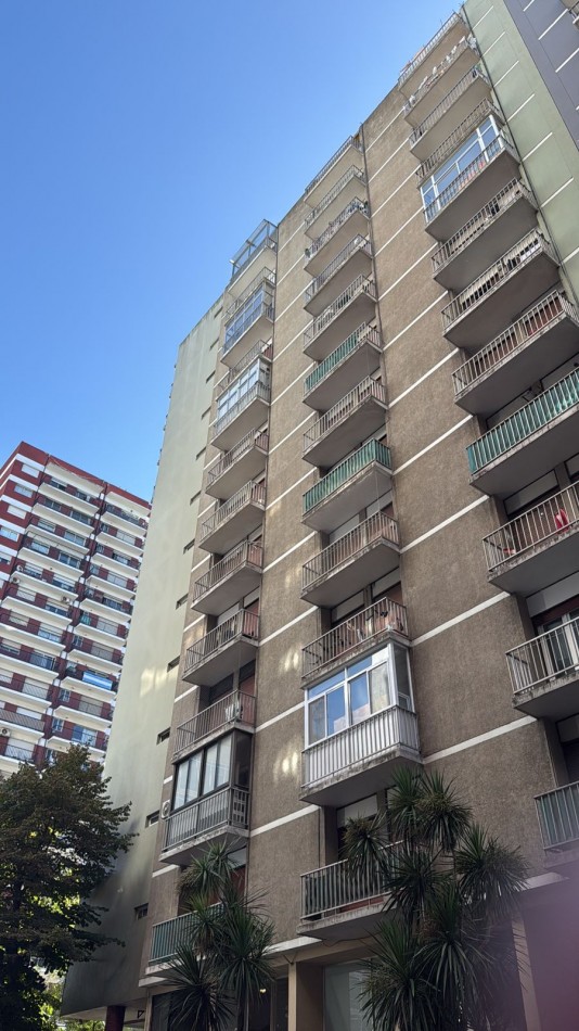 1 ambiente dividido al frente con balcon saliente en venta mar del plata