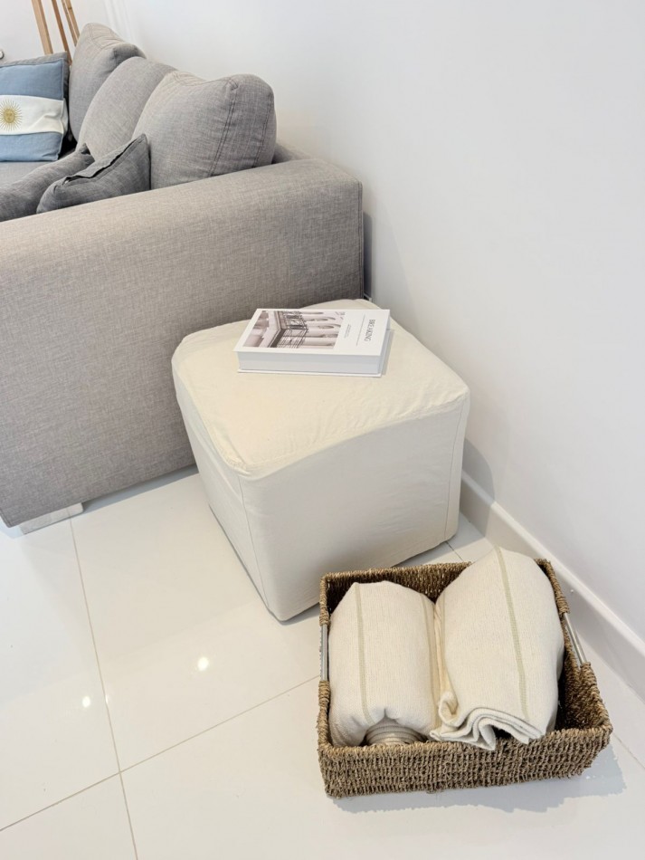 PH 3 ambientes con dependencia de servicio y patio en zona Chauvin