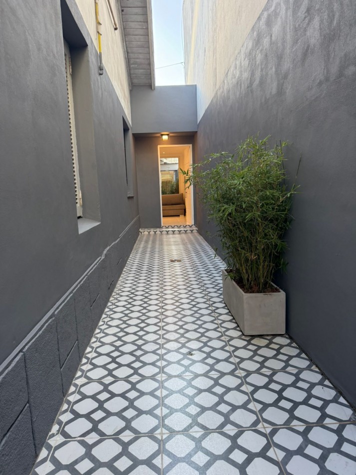 PH 3 ambientes con dependencia de servicio y patio en zona Chauvin