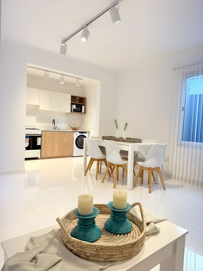 PH 3 ambientes con dependencia de servicio y patio en zona Chauvin