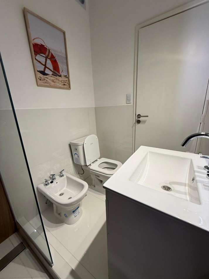 Departamento 3 ambientes con dos patios propios en venta