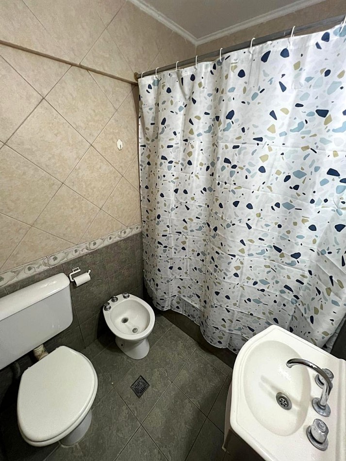 Departamento 1 ambiente en venta zona plaza Colon