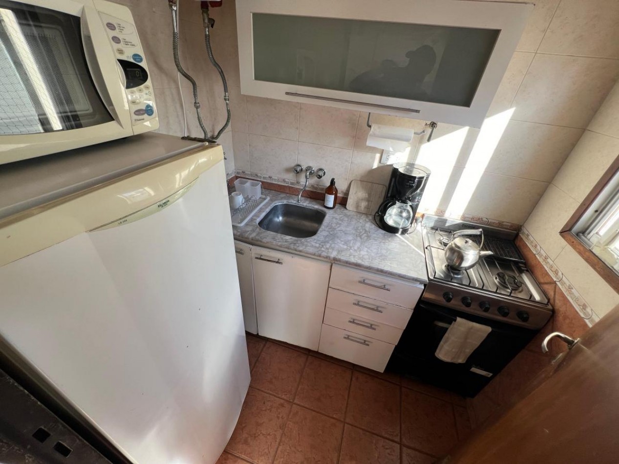 Departamento 1 ambiente en venta zona plaza Colon