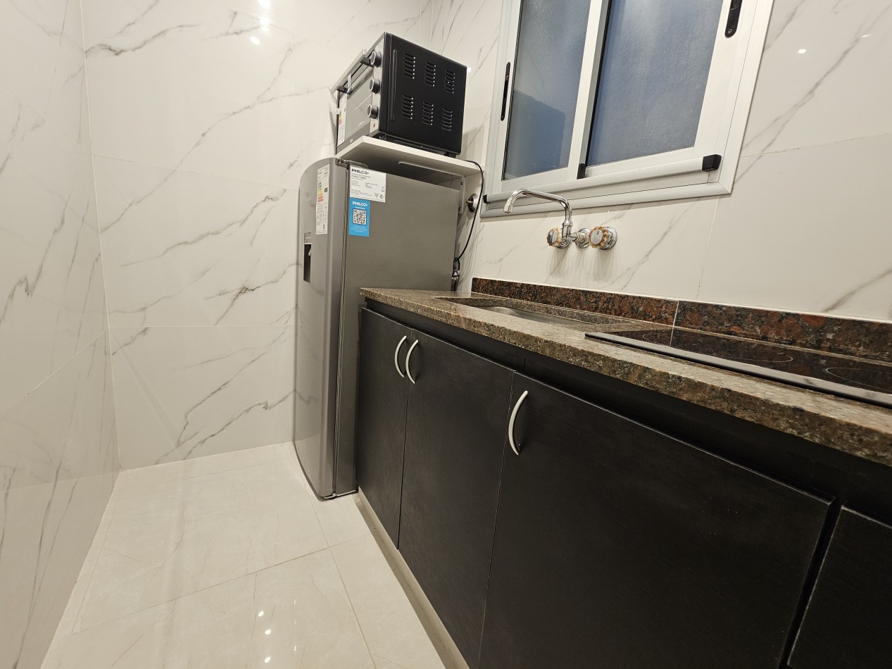 DEPARTAMENTO 2 AMBIENTES RECICLADO A NUEVO FRENTE A PLAZA MITRE