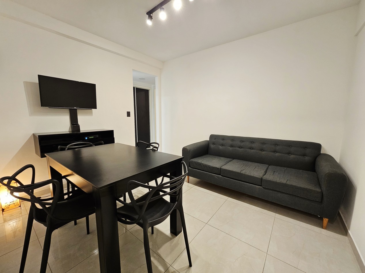 DEPARTAMENTO 2 AMBIENTES RECICLADO A NUEVO FRENTE A PLAZA MITRE