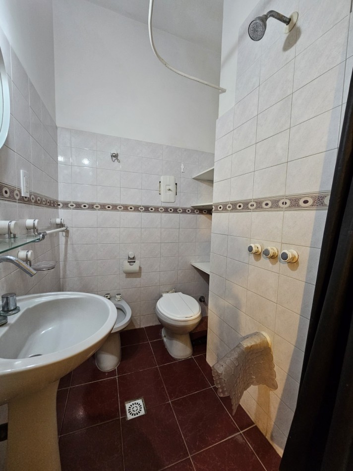 DEPARTAMENTO 2 AMBIENTES CON PATIO FRENTE AL MAR