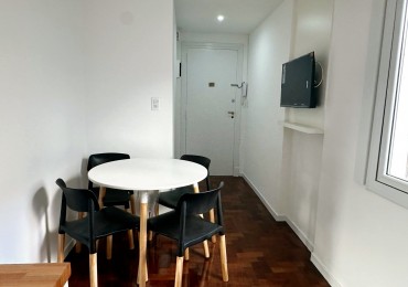 DEPARTAMENTO 1 AMBIENTE Y MEDIO RECICLADO Y AMOBLADO EN VENTA!