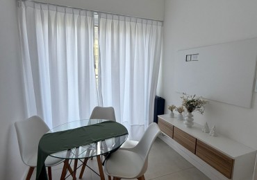 1 ambiente con balcon a la calle en venta centro de mar del plata